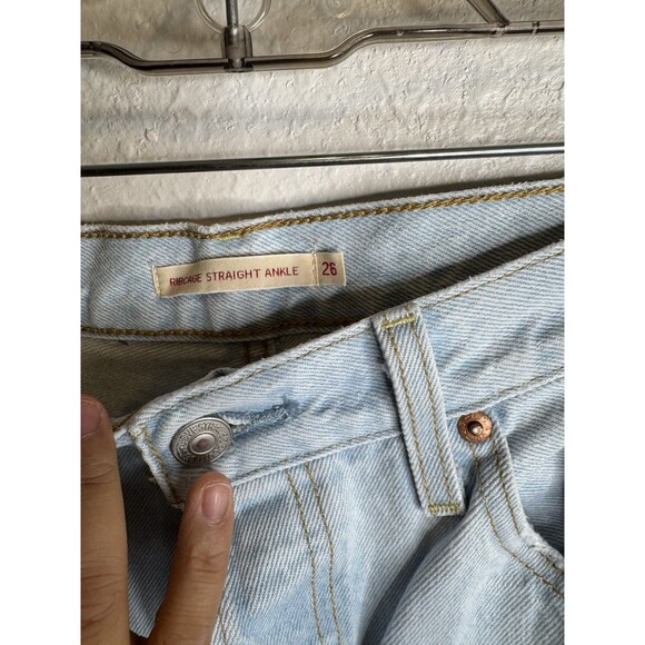 Levi’s Premium Womens Distressed Light Wash Ribcage Straight Ankle Jeans Size 26 - Picture 8 of 12